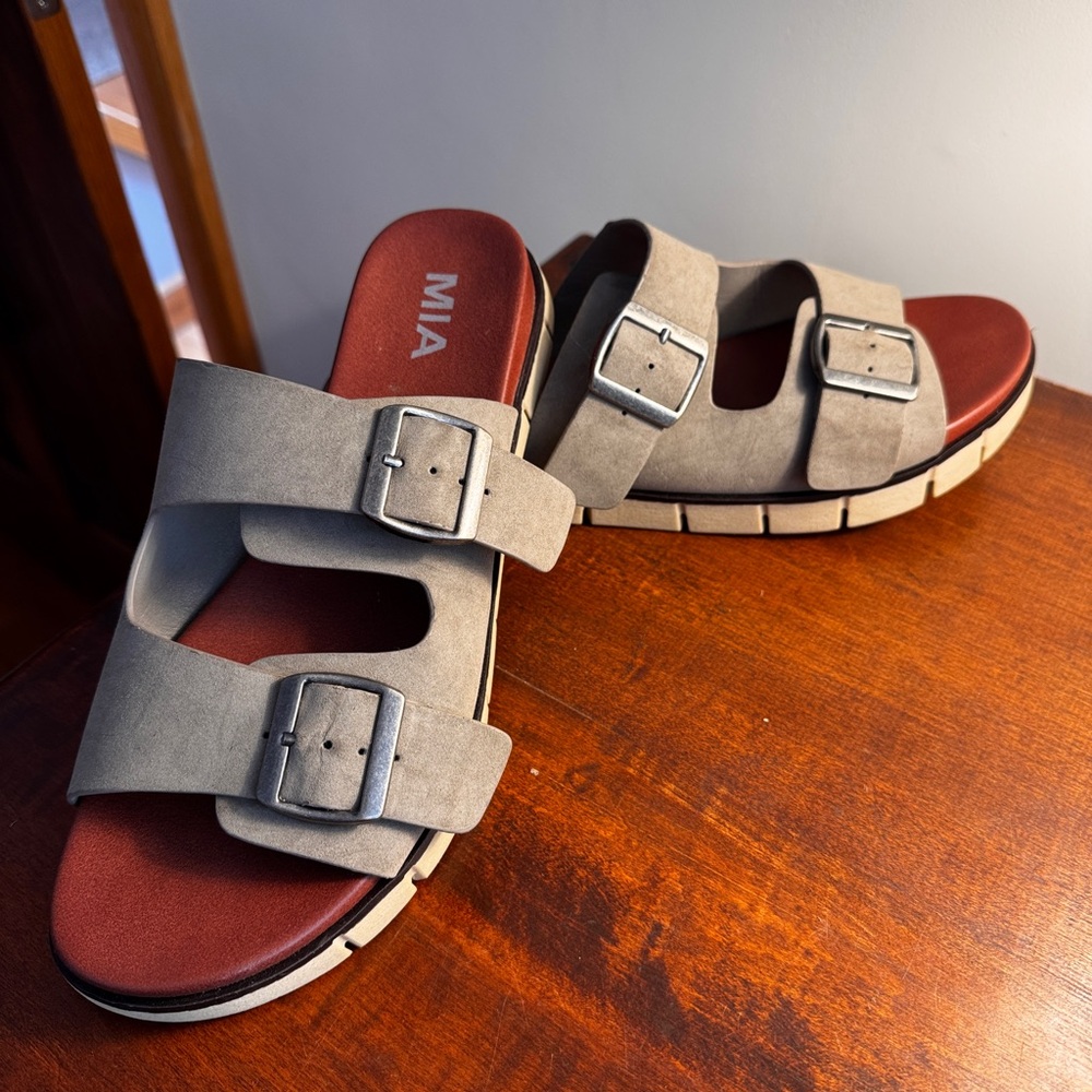 MIA Olive Double Strap Sandals - Picture 3 of 7